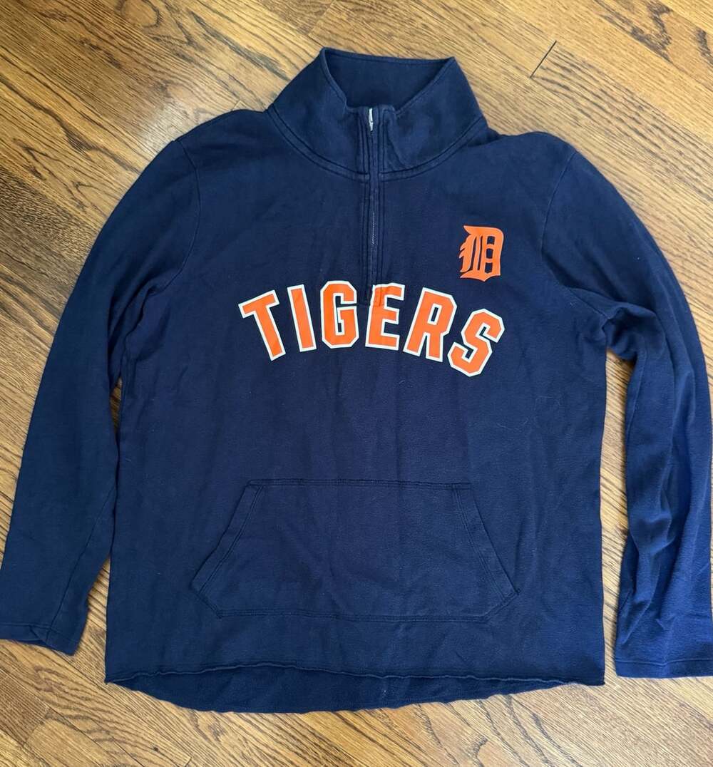 Victoria's Secret Pink Detroit Tigers Quarter Zip Size M Pullover